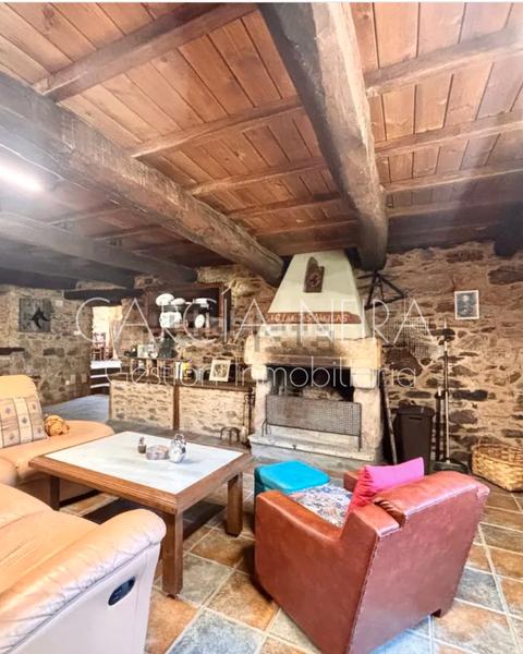 Foto f8307527-c7a6-49ec-bd65-d4628ed6e678. Mas dans estrada de gundián 22 dans Baralla