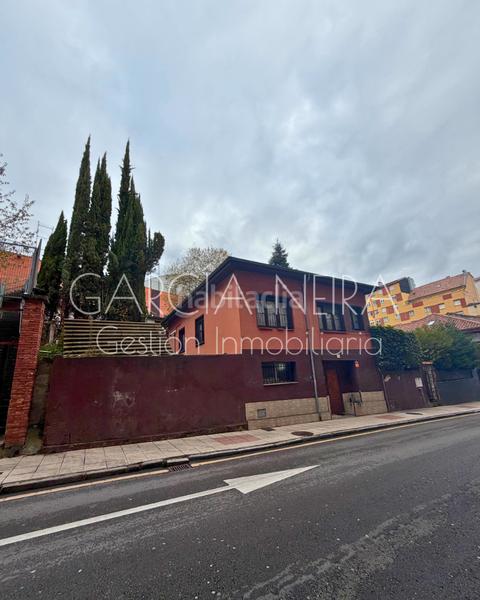 Foto 7dd2de7d-363b-40d8-9a0d-8b7421460fde. Casa con riscaldamento in Ciudad Naranco - Prados de La Fuente Oviedo