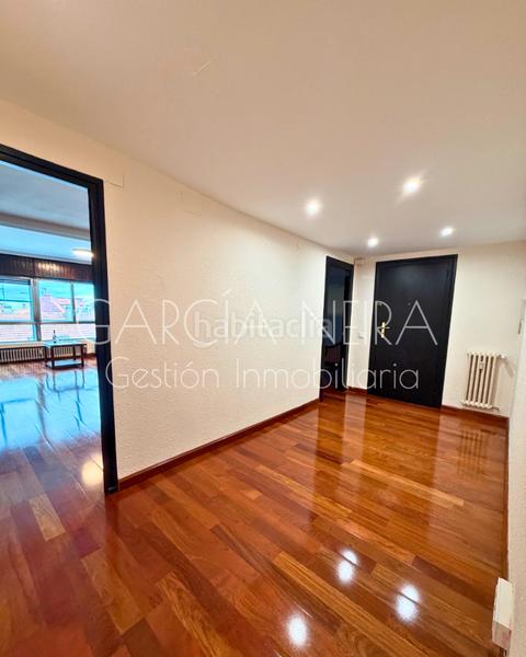 Foto 386f7eb7-2533-44e8-a86c-8cf5cb9570e6. Rent flat with heating in Parque San Francisco - Uría Oviedo