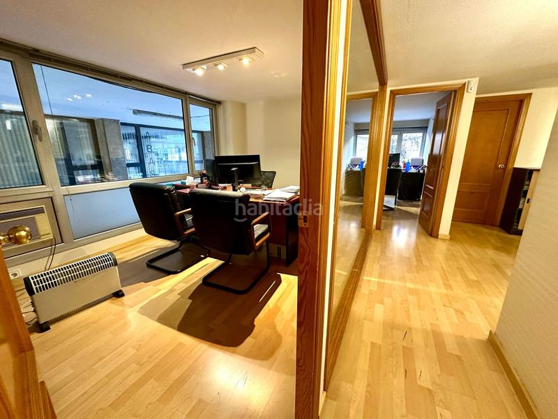 Foto 8efd7522-32be-47c9-be8e-7162bb2a0566. Office space with heating in Jaume III Palma de Mallorca