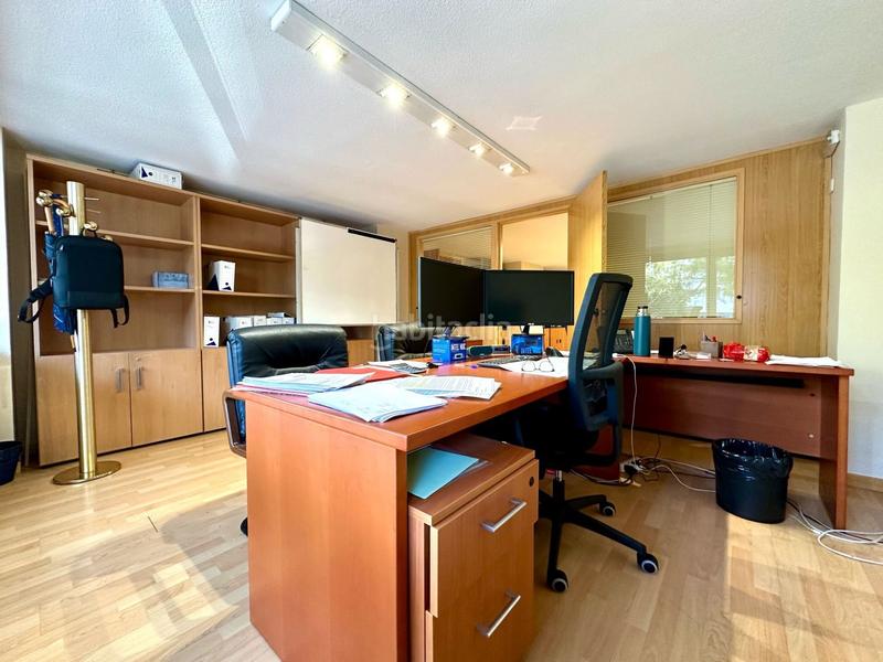 Foto 947c32d1-0370-4151-9419-07b9bead9d2e. Office space with heating in Jaume III Palma de Mallorca