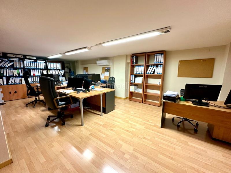 Foto f081c81b-9d81-4c36-b6d3-9cbf76c292a3. Office space with heating in Jaume III Palma de Mallorca