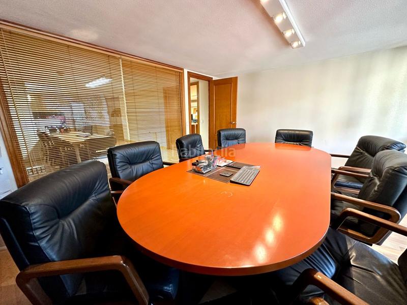 Foto f9515427-1f49-4dc7-94ac-688c3a16e754. Office space with heating in Jaume III Palma de Mallorca