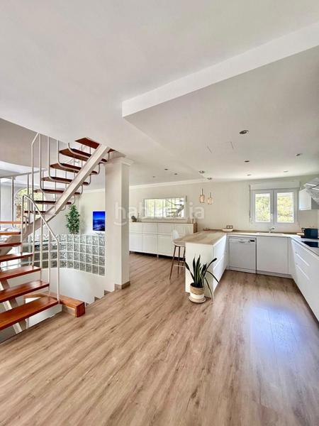 Foto 8333cb8c-4d2d-4202-94bb-8fb70e9f1b47. Casa adosada chalet adosado en sol de mar en Cas Català-Illetes Calvià