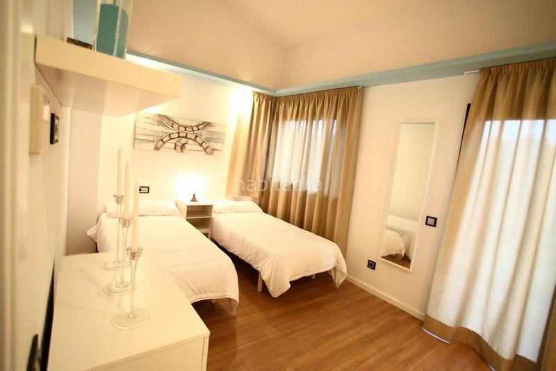 Foto aec7ce9c-5f0b-4685-b010-9d385bdaf9ef. Chalet dans pop 15 dans Can Pastilla Palma de Mallorca