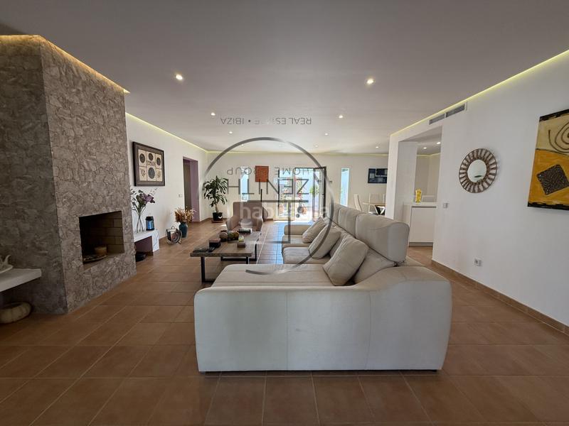 Foto 186f884f-7e9f-4a48-846b-885d9c3ebc42. Casa villa rocalisa un oasis contemporáneo junto al golf ibicenco en Santa Eulària