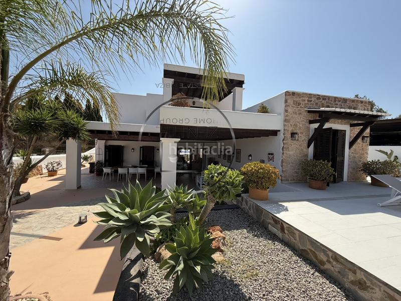 Foto 304b1ccb-85eb-46fd-ba80-82b587a690ca. Casa villa rocalisa un oasis contemporáneo junto al golf ibicenco en Santa Eulària
