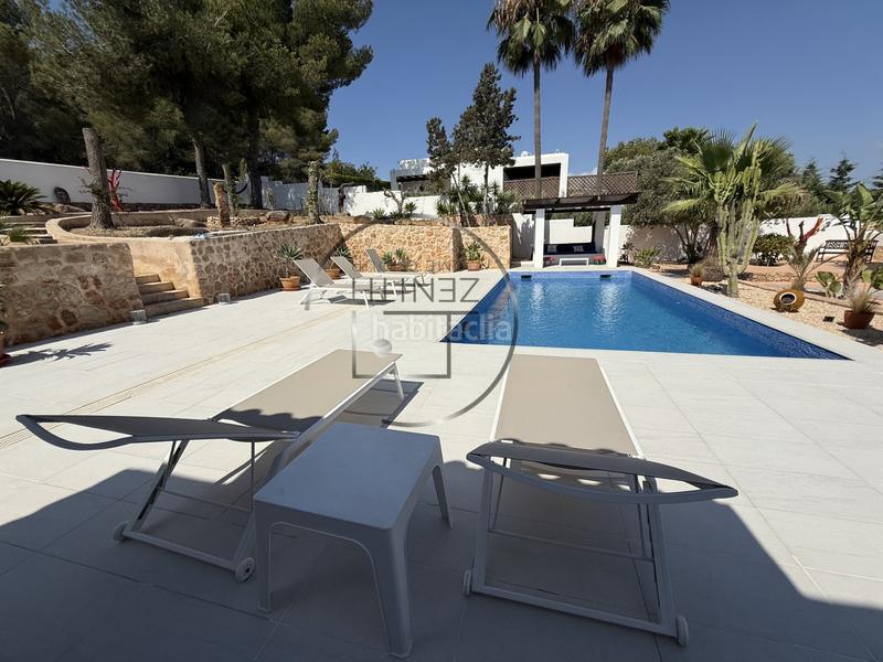 Foto 4c90d0b3-56c2-4905-9c3a-a3dcd04255f1. Casa villa rocalisa un oasis contemporáneo junto al golf ibicenco en Santa Eulària