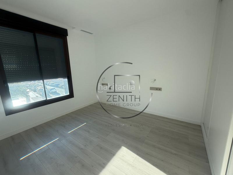 Foto a5f342ce-d92e-46e9-ae25-3916c440c75f. Rent flat with heating parking in Cap Martinet Santa Eulària