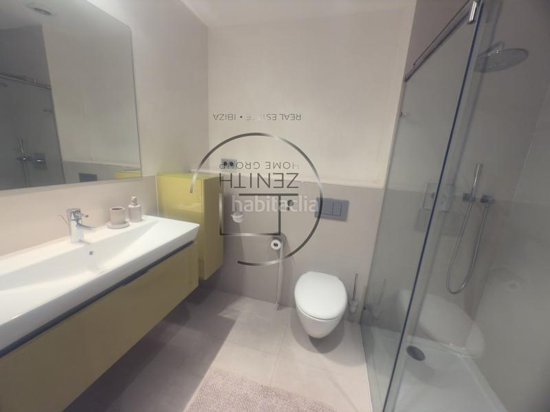 Foto 107f9450-e380-478f-9b32-ed331ed768cf. Alquiler piso exclusivo piso en alquiler un oasis de comodidad y estilo en Ibiza