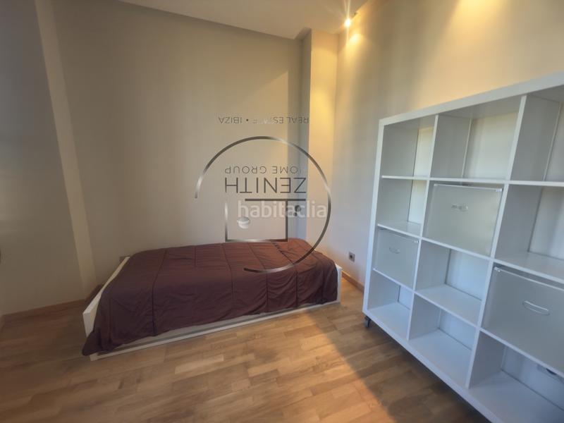 Foto 2f1dd8a8-6397-49b2-8a4f-3ace9d036b54. Alquiler piso exclusivo piso en alquiler un oasis de comodidad y estilo en Ibiza