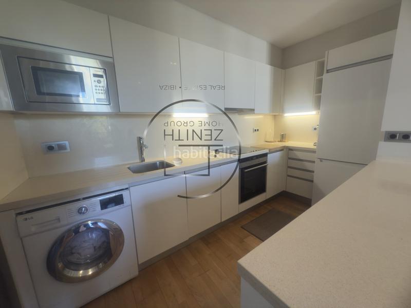 Foto 983bc00a-bd59-4392-8627-92b2d2aa0543. Lloguer pis amb calefacció a Dalt Vila-La Marina Ibiza