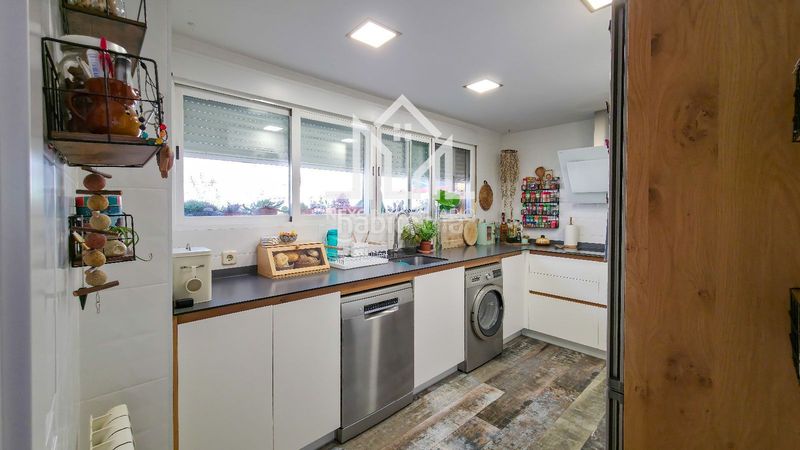 Foto 44473dbb-bd77-41c8-b289-b6d2f3373b82. Casa adosada en Borox