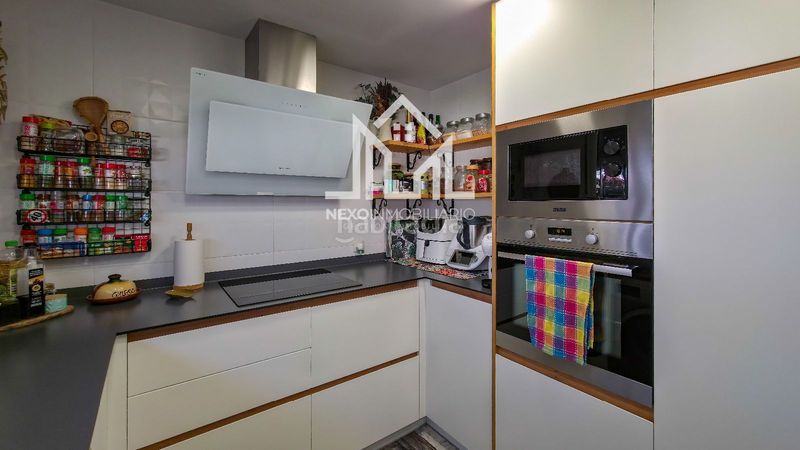 Foto c8d856cf-a12a-41c5-868f-6fcde3855d36. Casa adosada en Borox