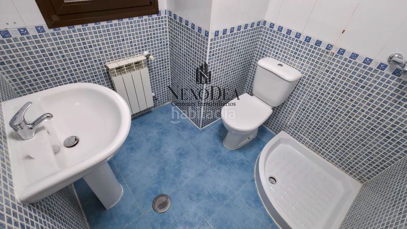 Foto b9e868d0-64b5-45d5-848a-f48e647f2bdc. Pis amb aparcament piscina a El Quiñón Seseña