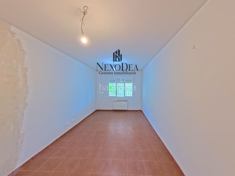 Foto 4428a1c9-9627-4ba1-b4e7-dd78e367ab4b. Casa aparellada amb aparcament a Hormigos