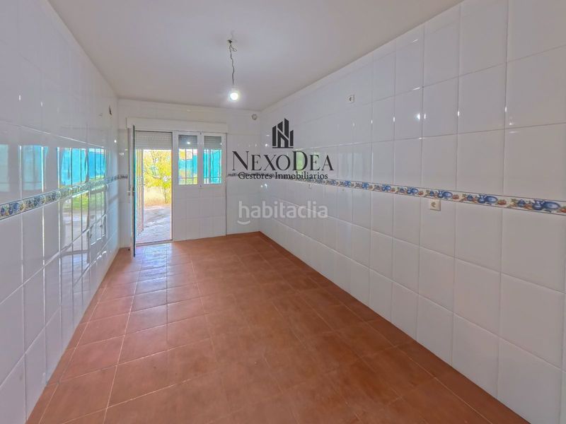 Foto 6e1eb503-db25-4c11-b066-5ecaa9218bb4. Casa aparellada amb aparcament a Hormigos