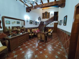 Haus  Nueva. Casa en venta en corral de almaguer