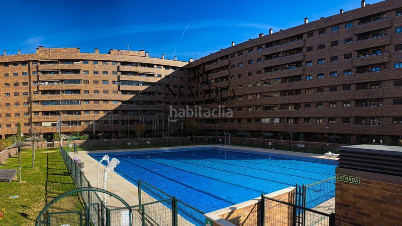 Foto 14183e4b-829a-4d2e-9b6e-964c4a39dcaa. Àtic amb aparcament piscina a El Quiñón Seseña