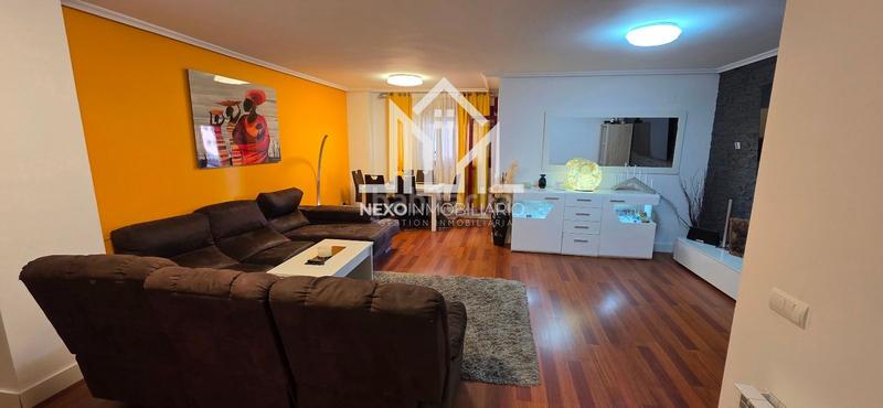 Foto d4b12d54-e07d-4ec4-863a-c37225af1b69. Appartamento con parcheggio piscina in El Quiñón Seseña