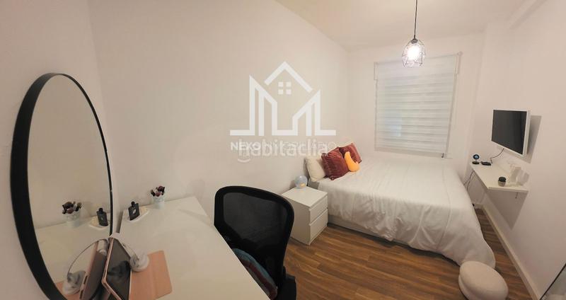 Foto ecebd1bd-3eae-4a67-b5c9-a818bbadad60. Pis a Reyes Parla