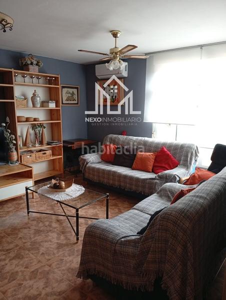 Foto 02c8ce4a-ad62-4286-9494-89cbe7cbe159. Maison jumelée avec parking dans Seseña nuevo Seseña