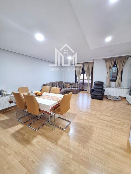 Foto 534c7ae5-e9ee-4c88-8e9a-4d4bde5ceffb. Pis amb aparcament piscina a El Quiñón Seseña