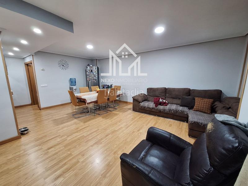 Foto d7f9a230-a5a9-4345-b75e-f240081dc2c1. Pis amb aparcament piscina a El Quiñón Seseña