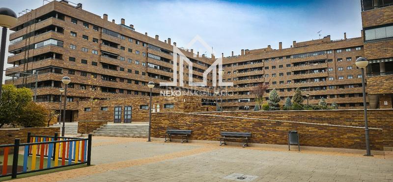 Foto 223b9206-624c-47cf-8495-5b9b016fa232. Pis amb aparcament piscina a El Quiñón Seseña