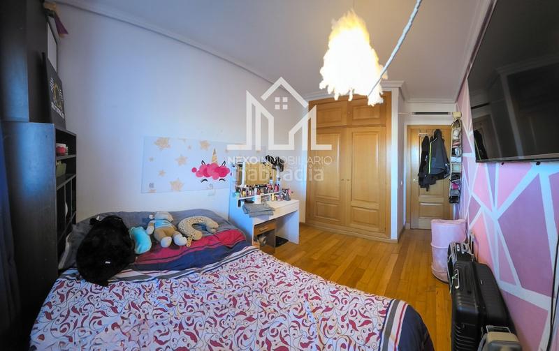 Foto 42bc1117-3243-4464-b07b-11f4f7d0f384. Pis amb aparcament piscina a El Quiñón Seseña