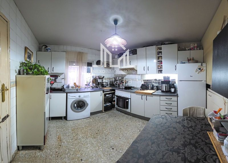 Foto 85fef8ff-7d4a-4079-a9e1-91e47301a885. Casa adossada amb aparcament a Seseña nuevo Seseña