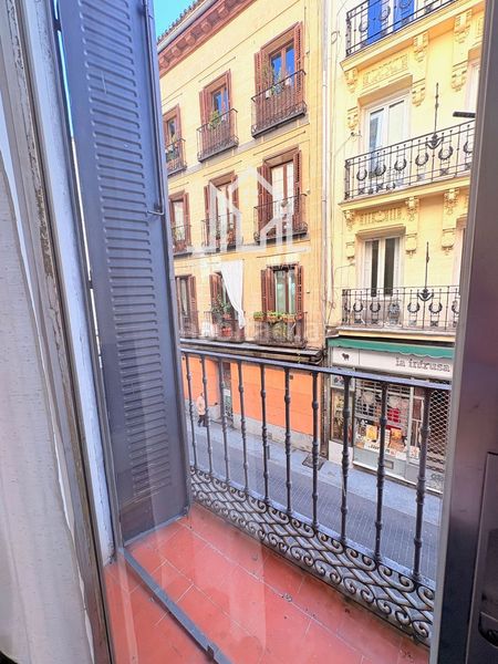 Foto 6f1a48b7-023c-4cf0-8ff4-9fe5bca26101. Pis a Cortes-Huertas Madrid