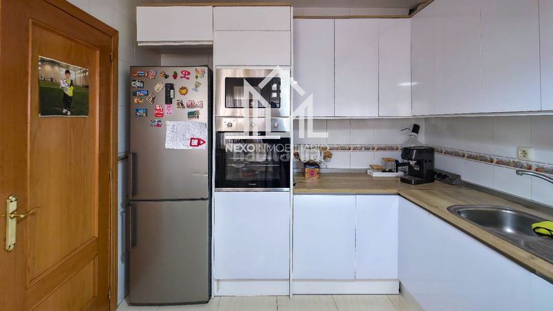 Foto 1d22d873-020b-4984-a64c-034832e59120. Casa adossada amb aparcament a Borox