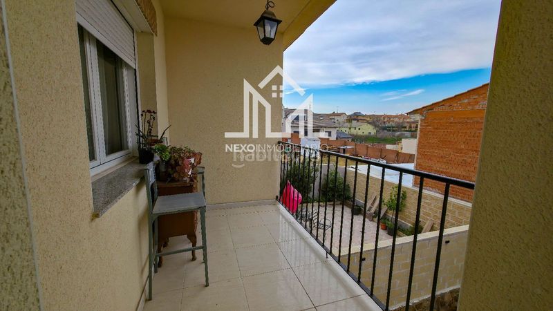 Foto 4705c5ce-be0c-4f41-aff4-6828ca5269b7. Casa adossada amb aparcament a Borox