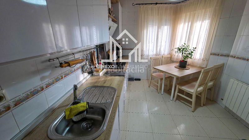 Foto 634292c4-10b1-4f5b-bdbc-ccc41c02a090. Casa adossada amb aparcament a Borox