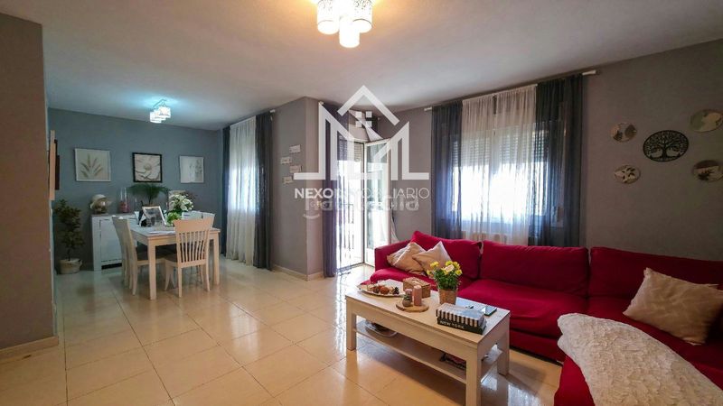 Foto 68e6b649-b28a-46fe-8986-3f315c7c87d6. Casa adossada amb aparcament a Borox