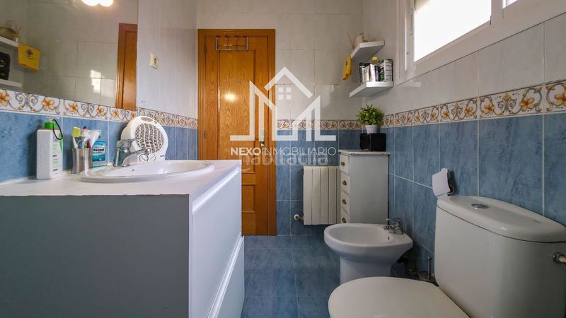 Foto be67fa33-f20a-4514-bc9d-bf58c2125d11. Casa adossada amb aparcament a Borox