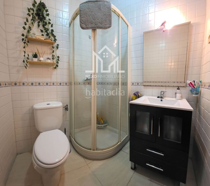 Foto ca165814-4375-49c4-930a-00838f7cbc1e. Casa adossada amb aparcament a Borox