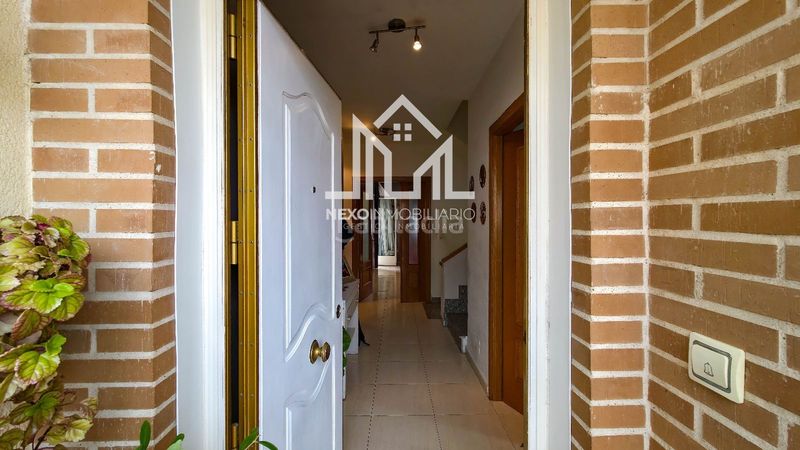 Foto e9ea29c0-7284-4cba-8f5f-187fee2a06d0. Casa adossada amb aparcament a Borox