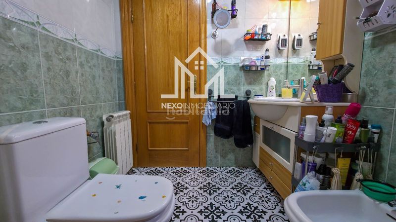 Foto 0b1e79fb-38c5-4908-a042-8d7f0f35917e. Casa aparellada amb aparcament a Los Robles Seseña