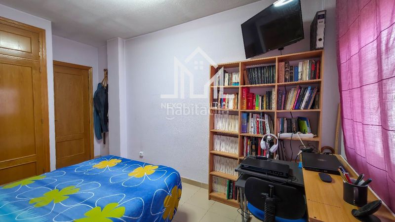Foto c6ce1e4e-334e-4ec0-a85f-31f602183b6d. Casa aparellada amb aparcament a Los Robles Seseña