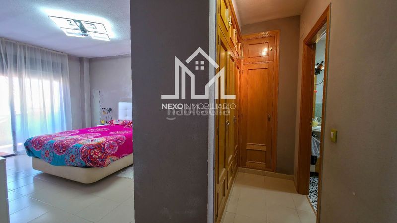 Foto ca14a0bb-58c7-411c-82e8-2f339111381b. Casa aparellada amb aparcament a Los Robles Seseña