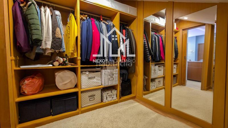 Foto 09ad1fc3-cdb3-4c64-8e94-0005b3acecd2. Casa aparellada amb aparcament piscina a Seseña nuevo Seseña