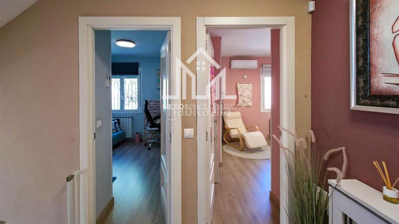 Foto 74add473-5cf6-4eae-8b9e-593008dfbefb. Casa aparellada amb aparcament piscina a Seseña nuevo Seseña