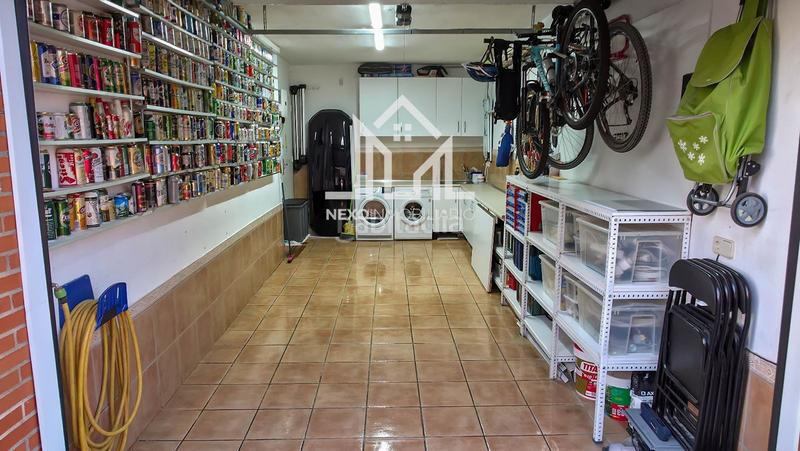 Foto 77b3fb1c-9c77-4a91-acac-5869d863cceb. Casa aparellada amb aparcament piscina a Seseña nuevo Seseña