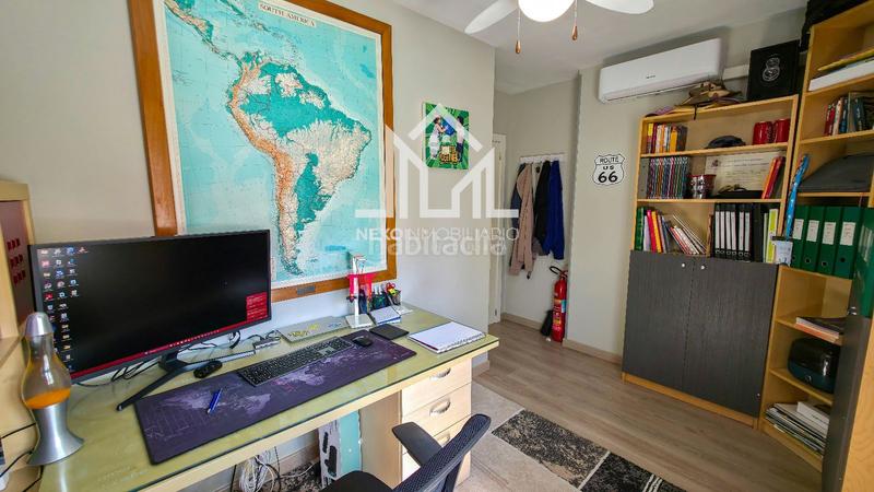 Foto 8eddd2e2-2dd0-4b99-ae24-1524eaf38900. Casa aparellada amb aparcament piscina a Seseña nuevo Seseña