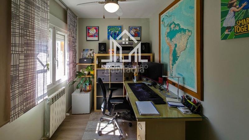 Foto ffda4e08-634e-4ca5-8360-a282f03d98ee. Casa aparellada amb aparcament piscina a Seseña nuevo Seseña