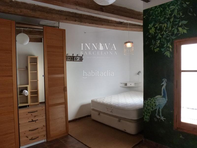 Foto 6b709817-6929-40d5-bdaf-7aeeb8c111e3. Piso  en calle sant gil en Raval Barcelona