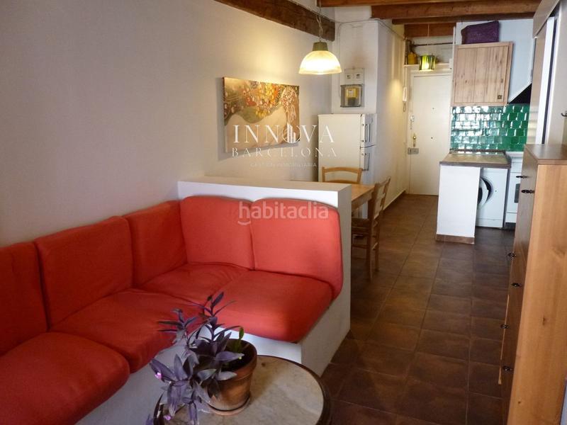 Foto b485a0e4-2876-4cca-be66-a8153b71a564. Piso  en calle sant gil en Raval Barcelona