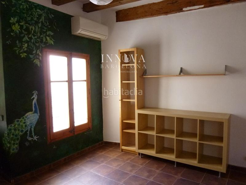 Foto fa00bc07-0938-4865-9e16-57a09275ff1d. Piso  en calle sant gil en Raval Barcelona